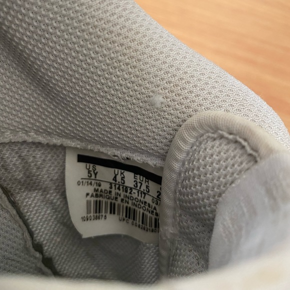 SOLD - Picture 4 of 4